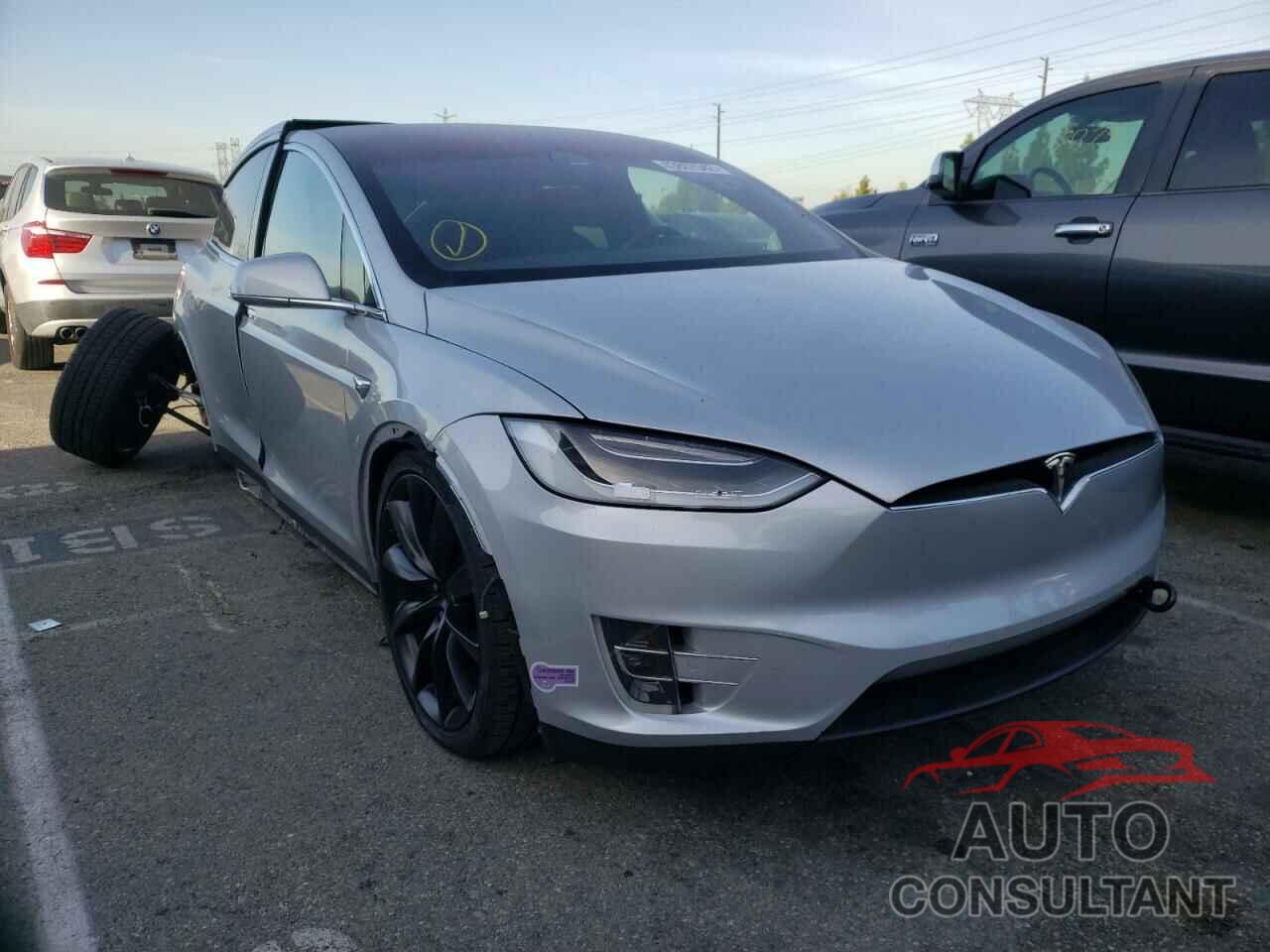 TESLA MODEL X 2018 - 5YJXCAE29JF127273