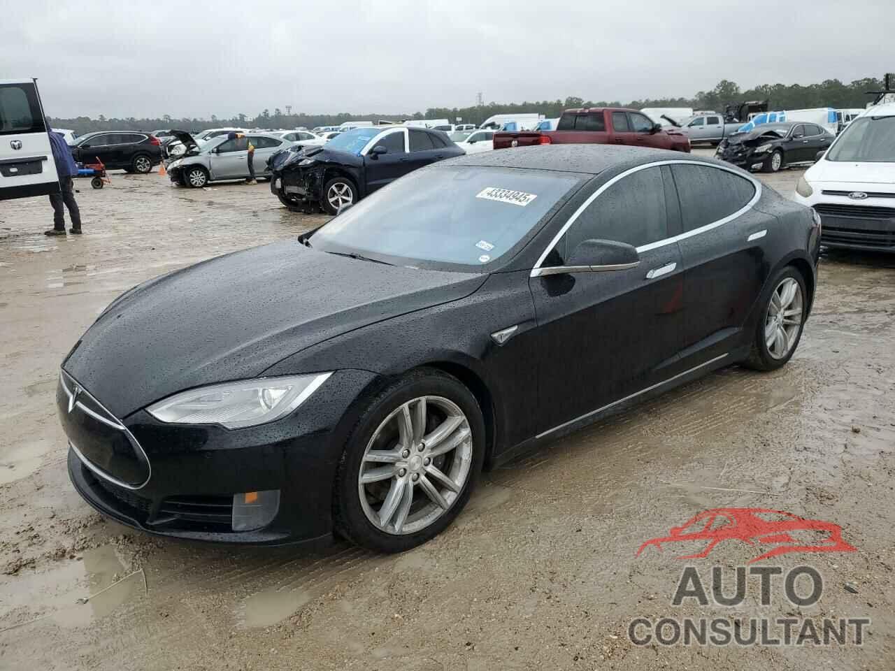 TESLA MODEL S 2015 - 5YJSA1S2XFF082257