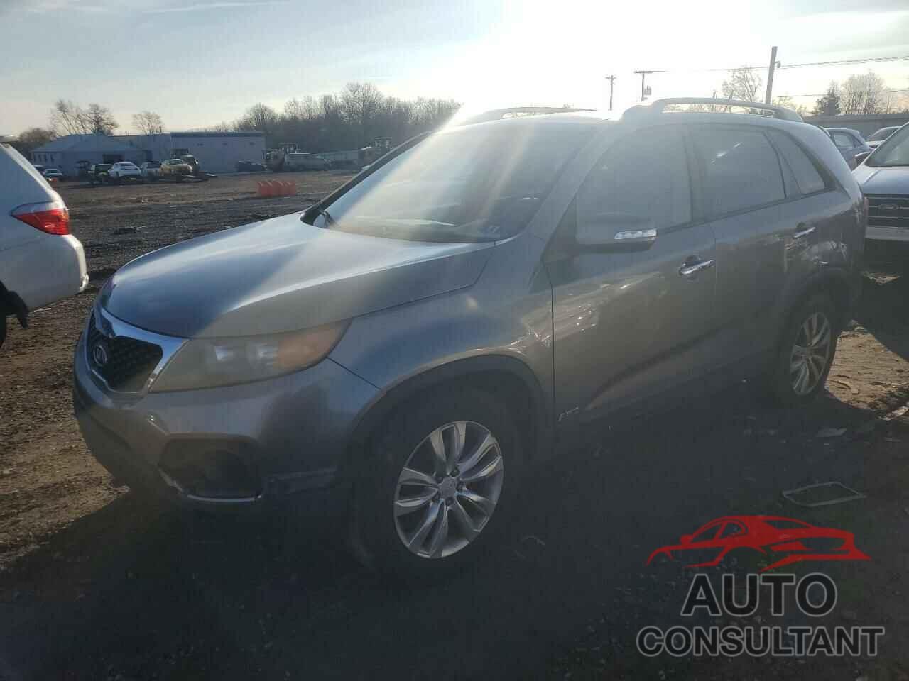 KIA SORENTO 2011 - 5XYKUDA2XBG088685