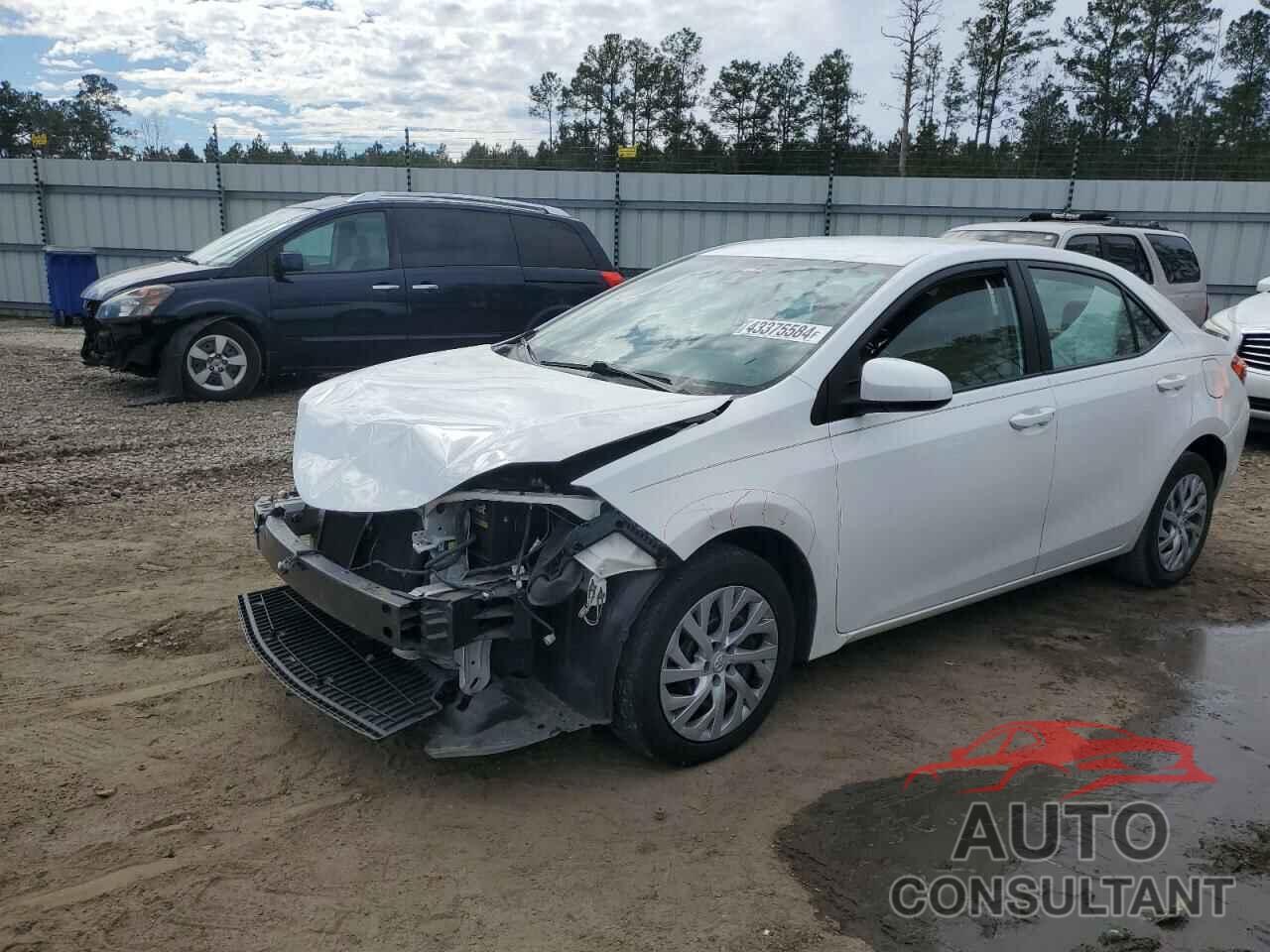 TOYOTA COROLLA 2018 - 5YFBURHE7JP832525