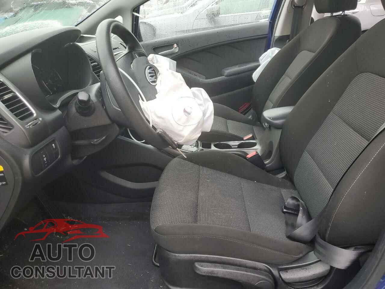KIA FORTE 2017 - 3KPFK4A74HE106932
