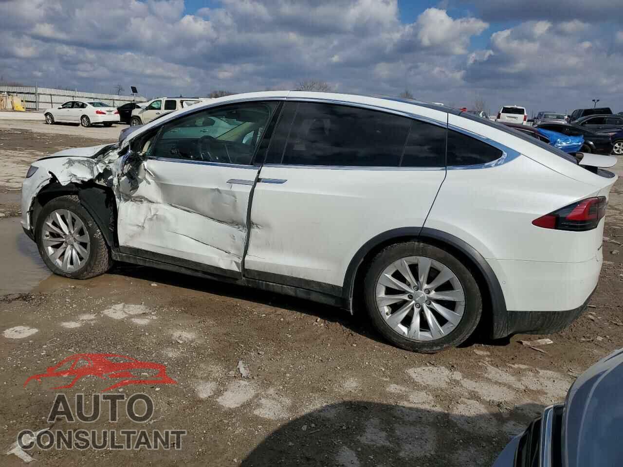 TESLA MODEL X 2017 - 5YJXCDE28HF053968