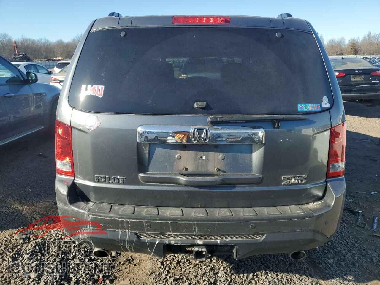 HONDA PILOT 2013 - 5FNYF4H92DB057190