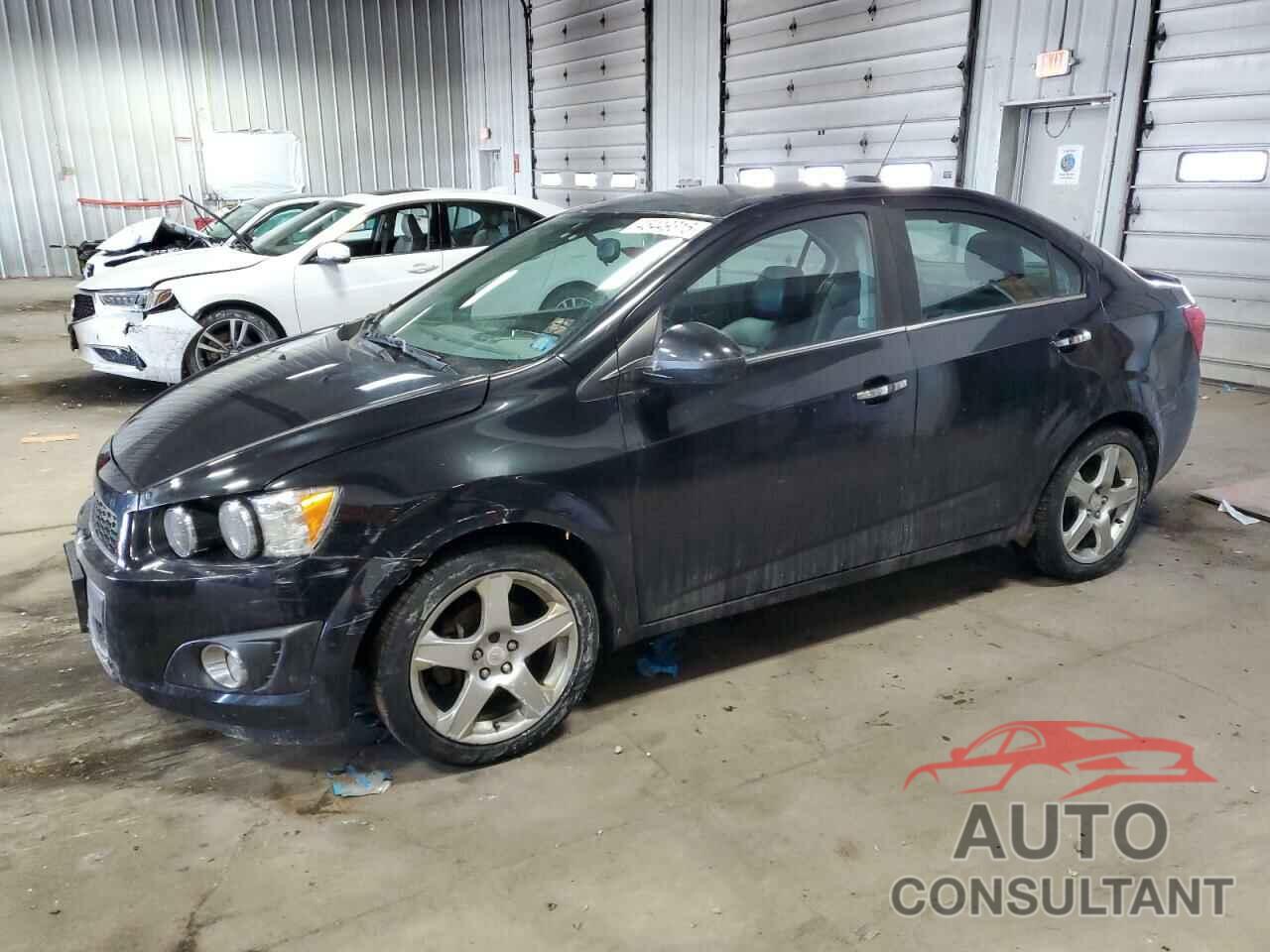 CHEVROLET SONIC 2015 - 1G1JE5SB8F4106482