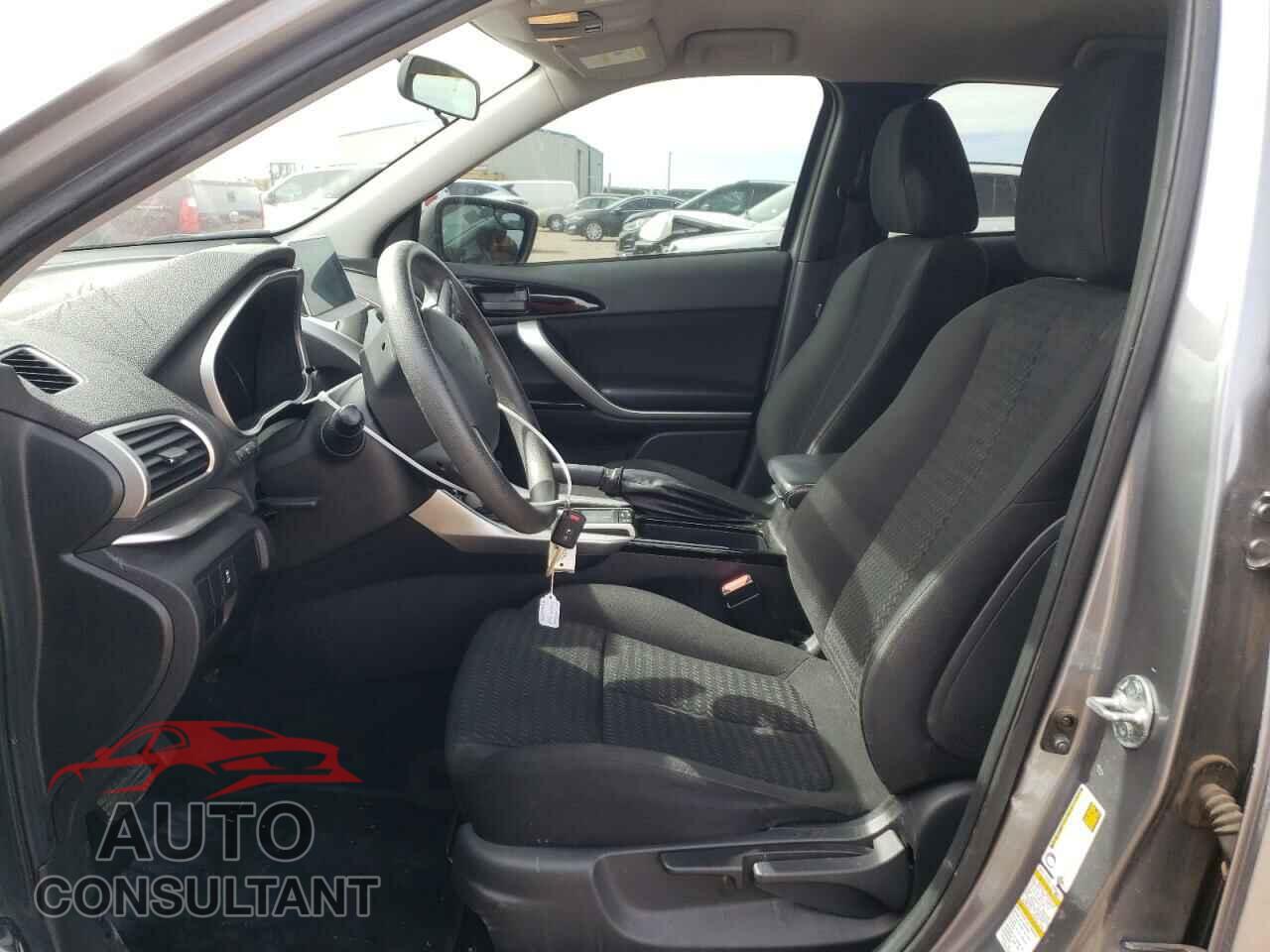 MITSUBISHI ECLIPSE 2019 - JA4AT4AA2KZ021077