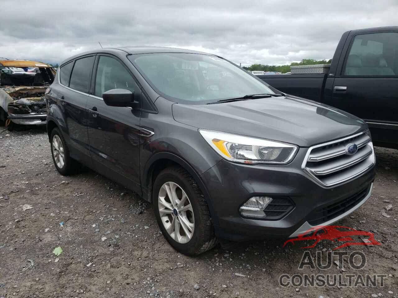 FORD ESCAPE 2017 - 1FMCU0GD2HUA68777