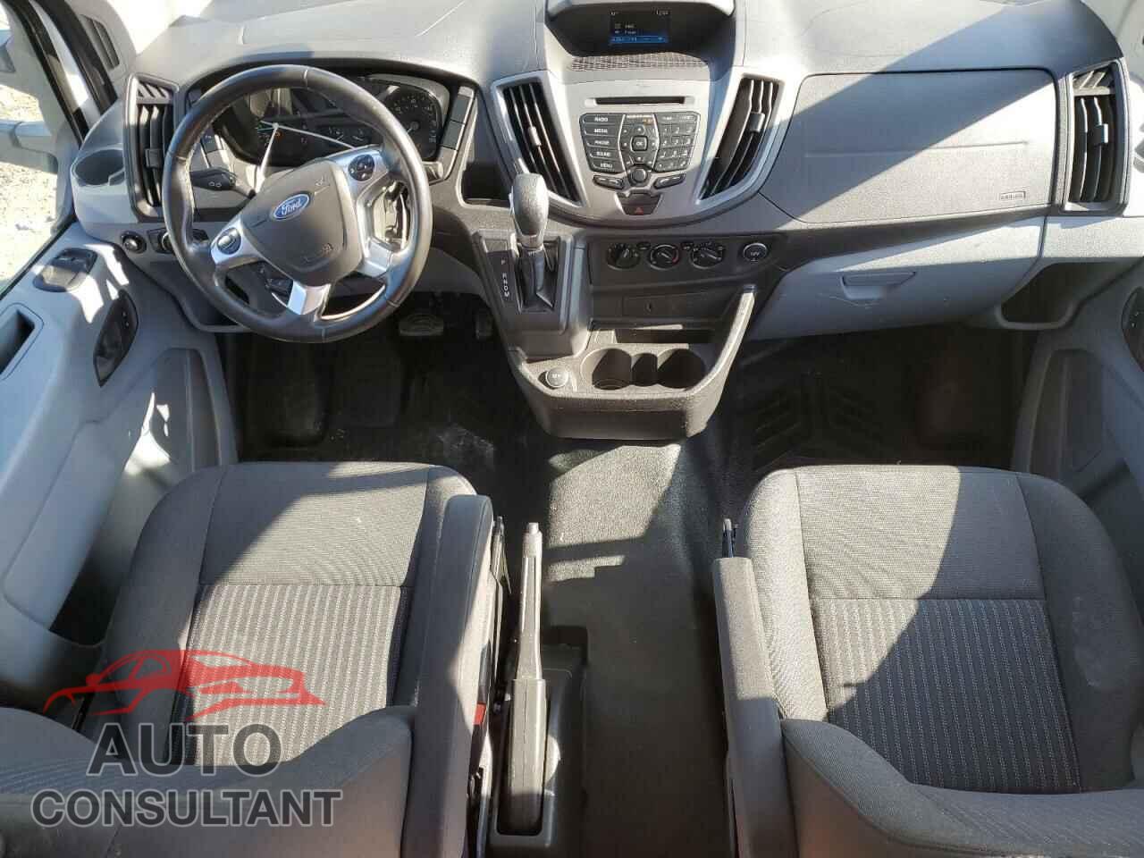 FORD TRANSIT 2017 - 1FTYR2CG8HKA14287