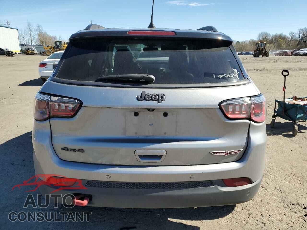 JEEP COMPASS 2017 - 3C4NJDDB8HT631728