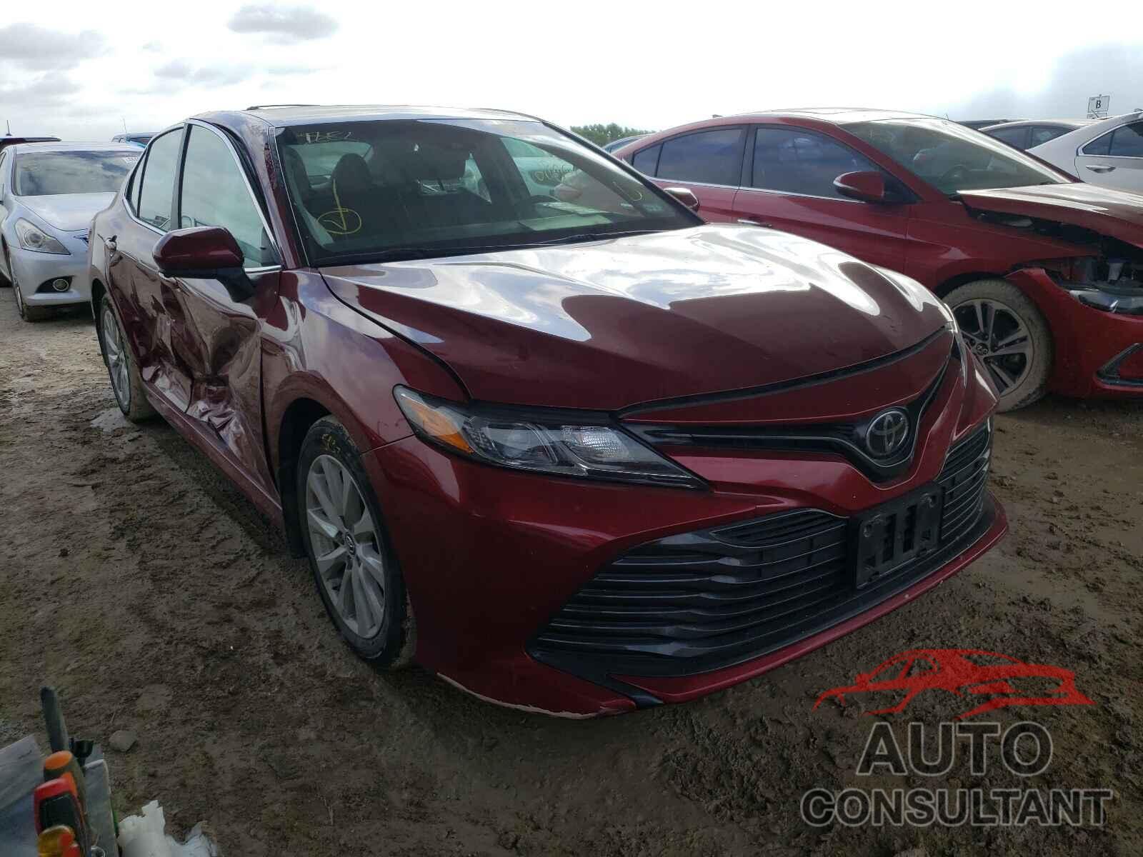 TOYOTA CAMRY 2018 - 4T1B11HK9JU671609
