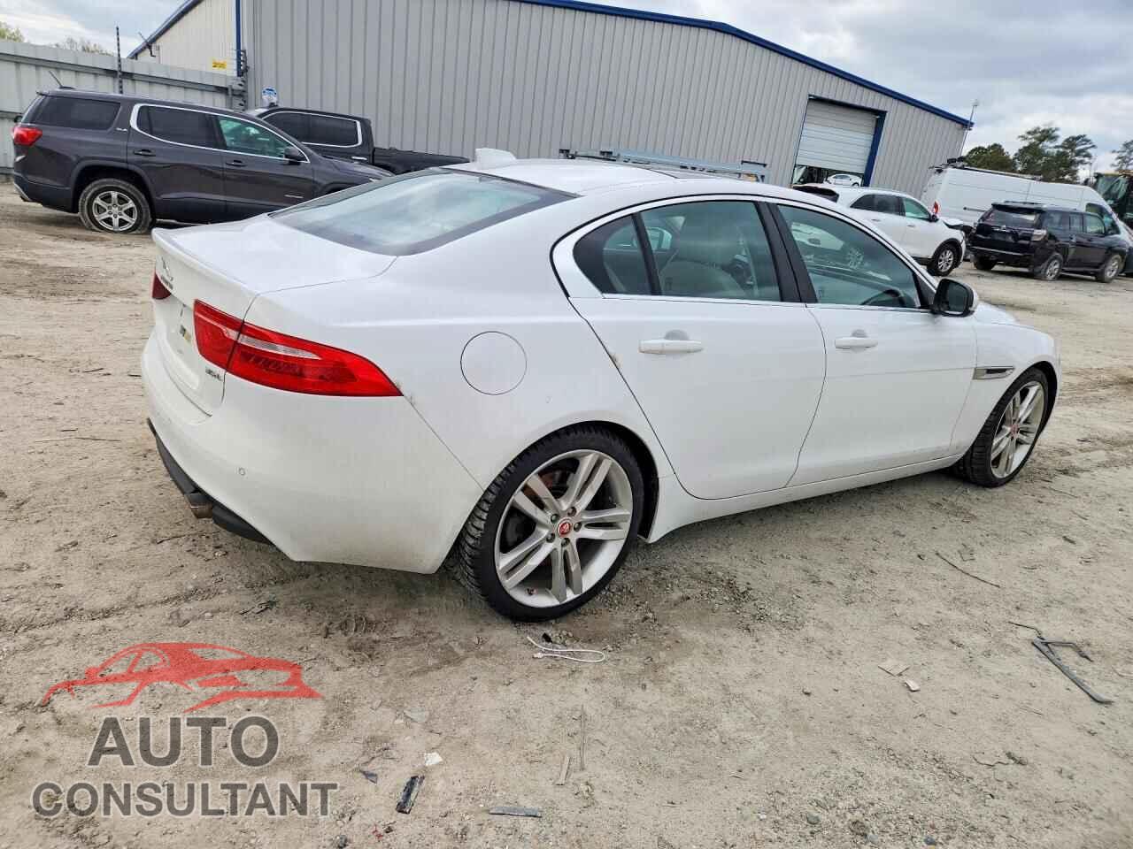 JAGUAR XE 2017 - SAJAE4BV5HA976465