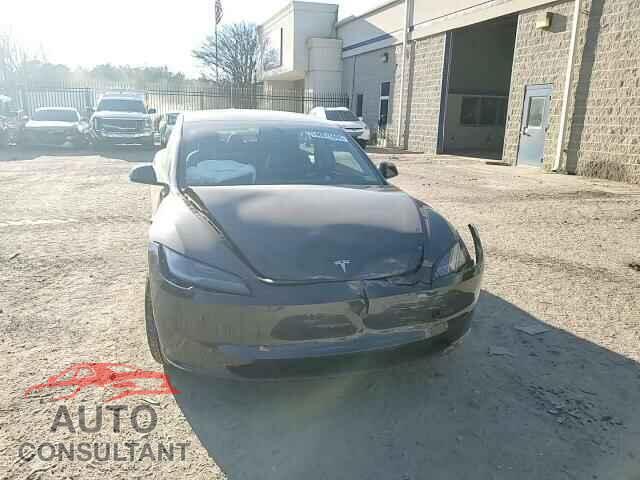 TESLA MODEL 3 2024 - 5YJ3E1EA5RF843020