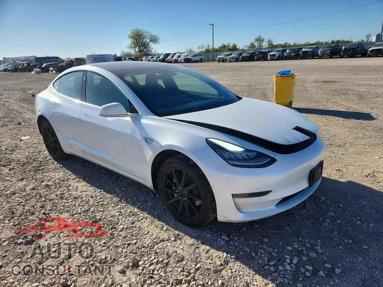TESLA MODEL 3 2020 - 5YJ3E1EA3LF737334