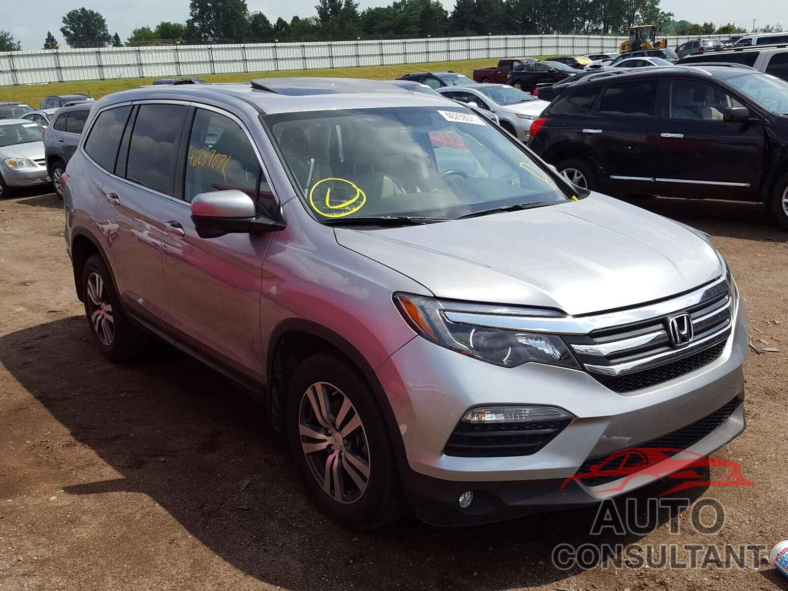 HONDA PILOT 2017 - 5FNYF6H55HB033576