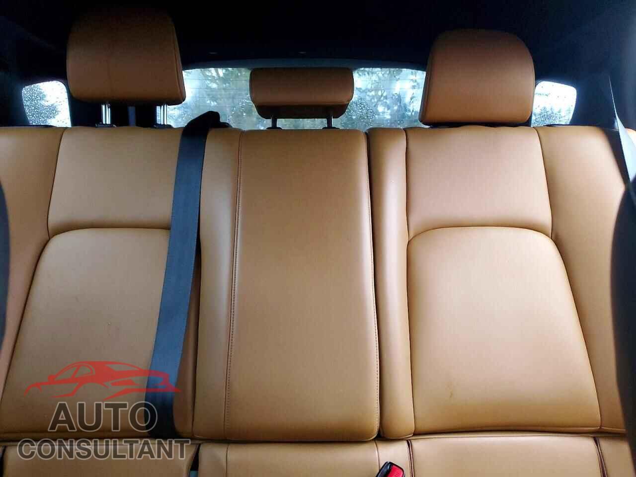 LEXUS CT 200 2014 - JTHKD5BH3E2174667