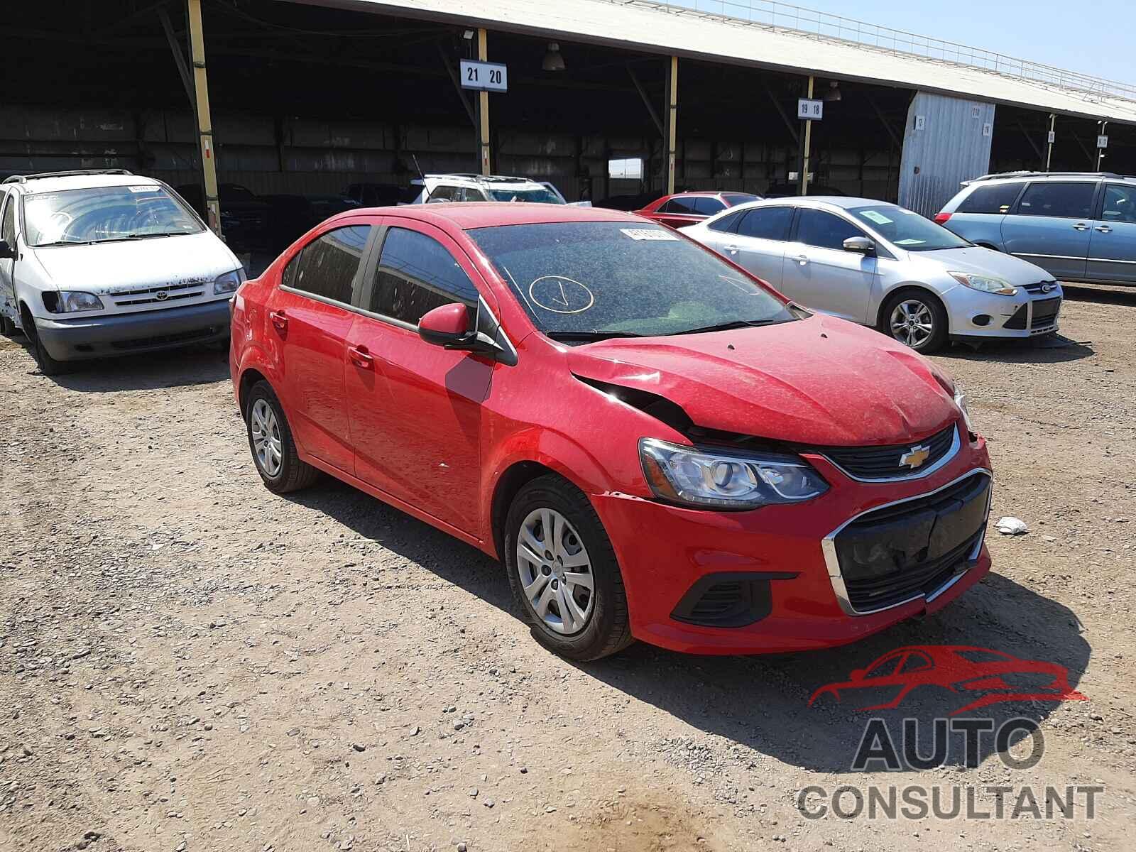 CHEVROLET SONIC 2017 - 1G1JB5SH4H4167313