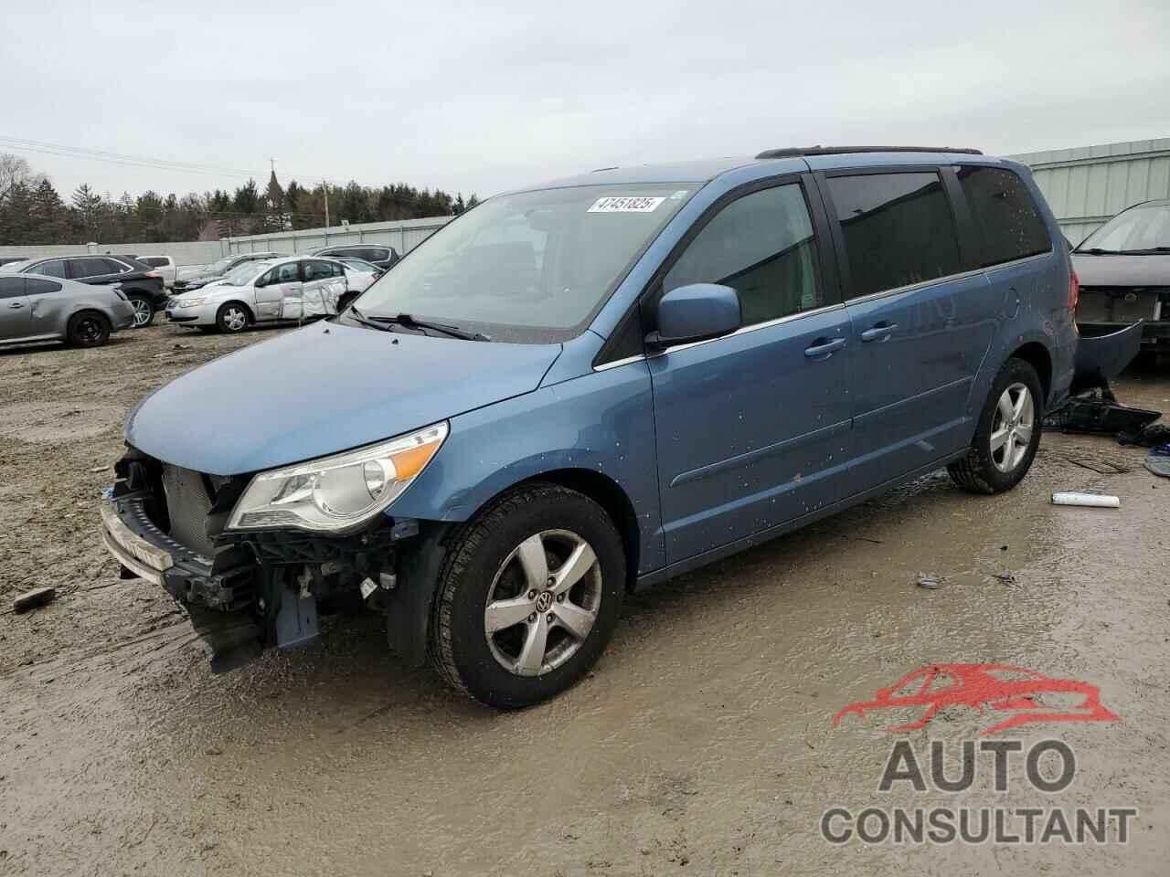 VOLKSWAGEN ROUTAN 2011 - 2V4RW3DG8BR717520