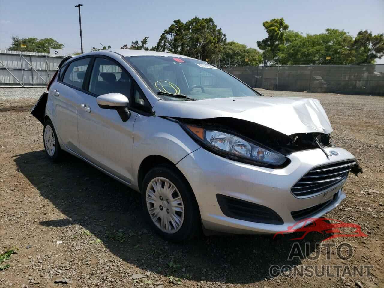 FORD FIESTA 2017 - 3FADP4TJ5HM104247