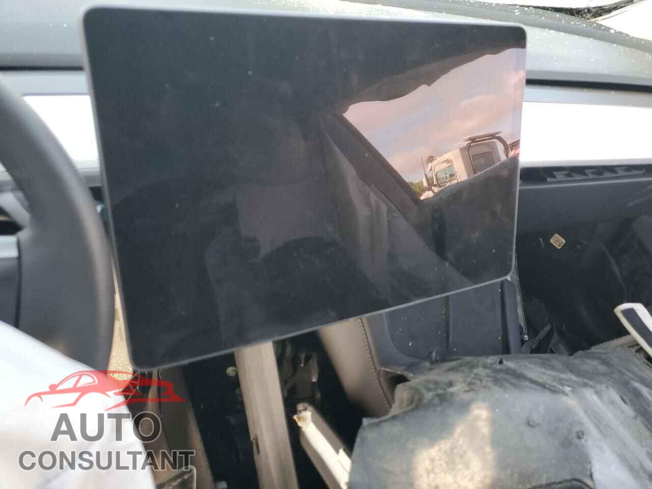 TESLA MODEL 3 2023 - 5YJ3E1EA0PF466982