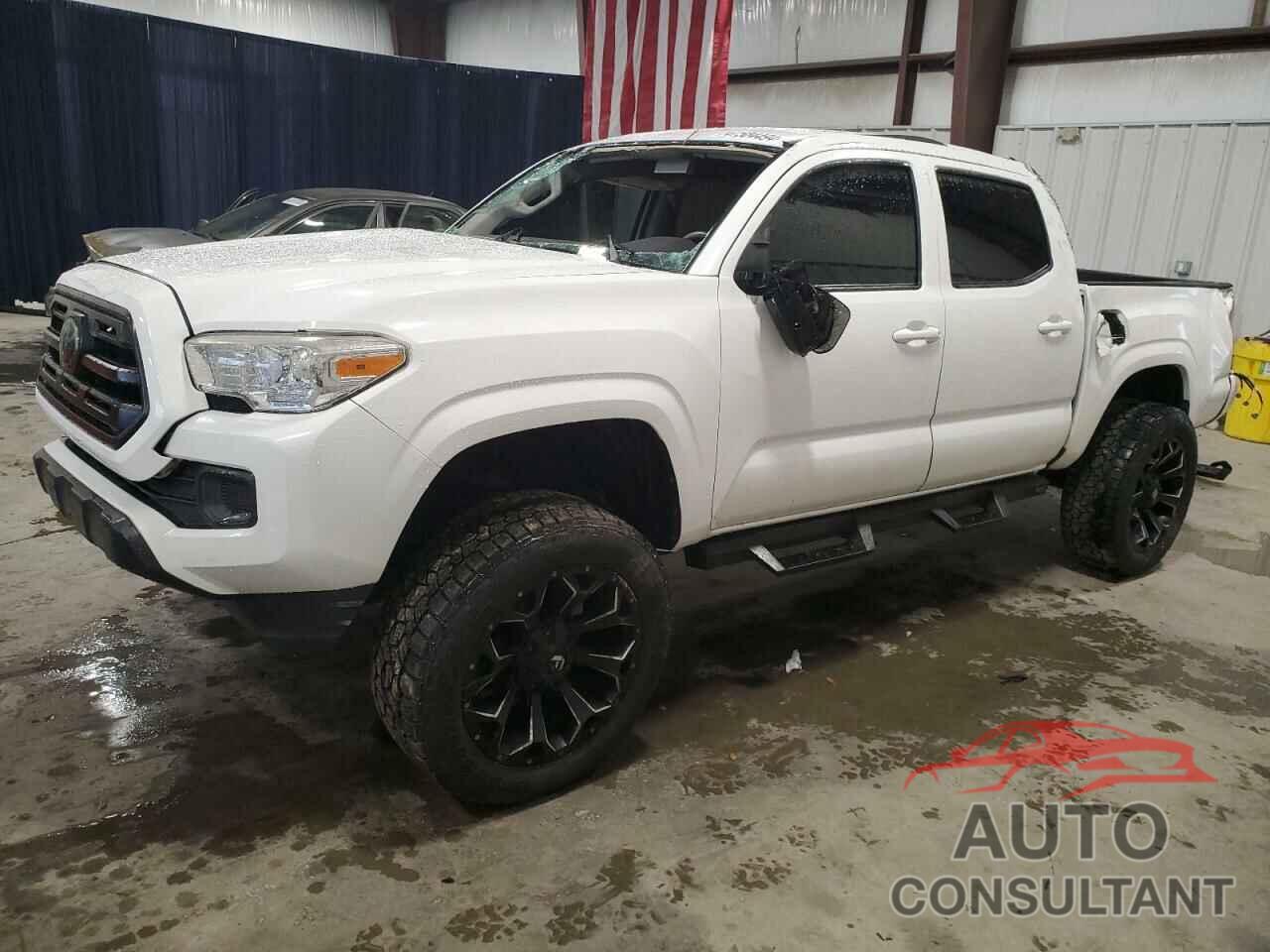 TOYOTA TACOMA 2018 - 5TFAX5GN8JX111774