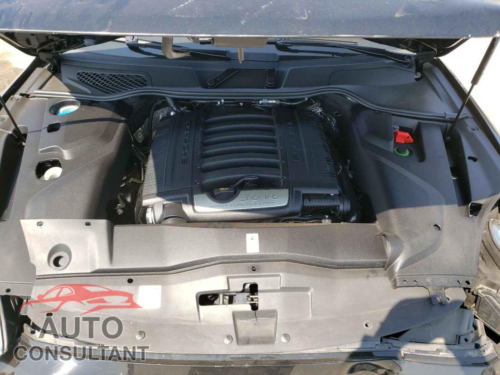 PORSCHE CAYENNE 2017 - WP1AA2A24HKA84089