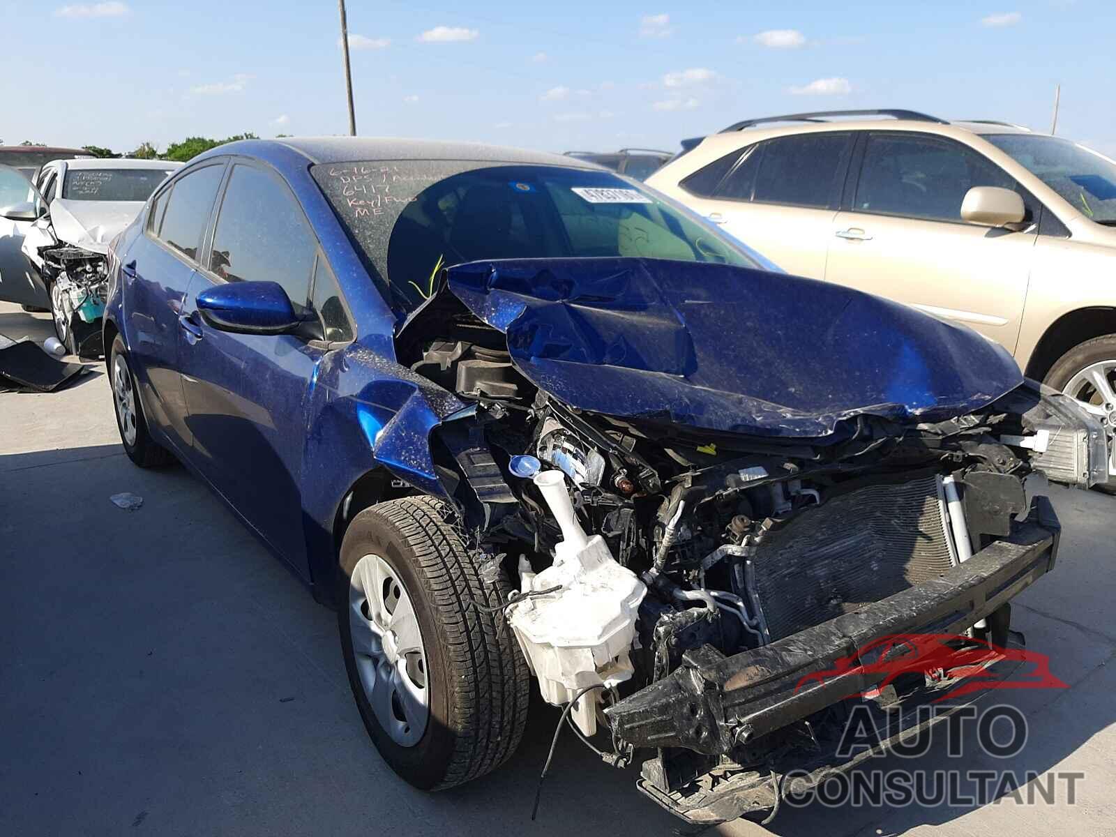 KIA FORTE 2018 - 3KPFL4A75JE196417
