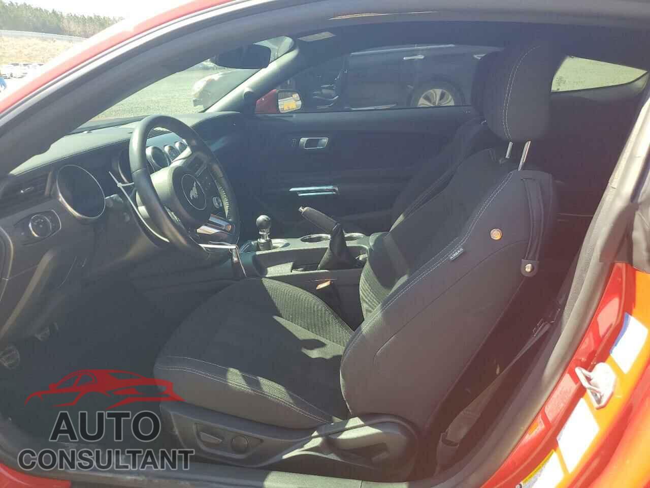 FORD MUSTANG 2020 - 1FA6P8CF6L5177797