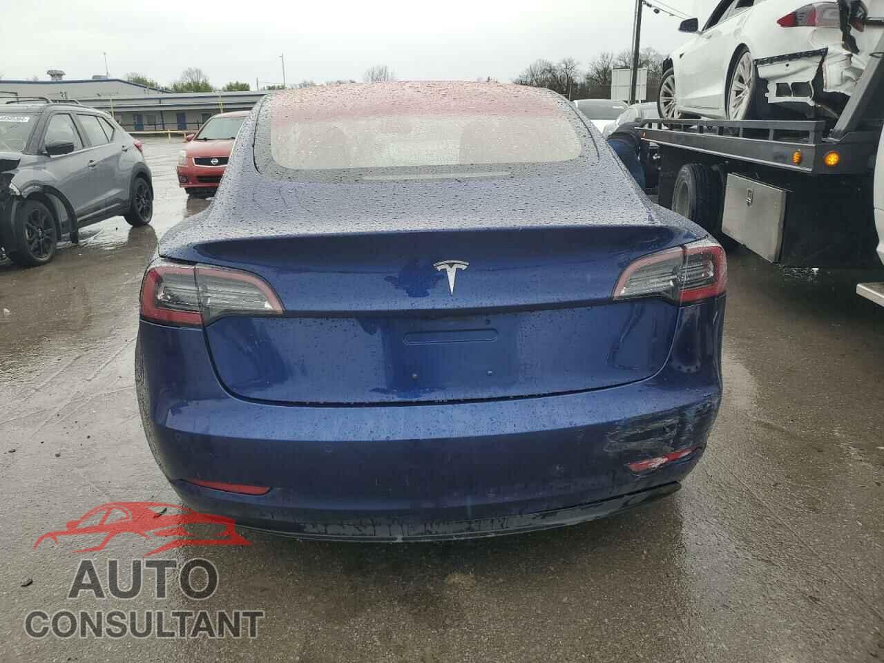 TESLA MODEL 3 2018 - 5YJ3E1EA5JF124984