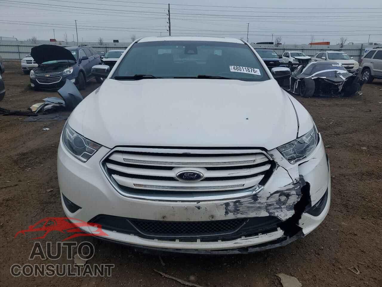 FORD TAURUS 2016 - 1FAHP2J82GG123773