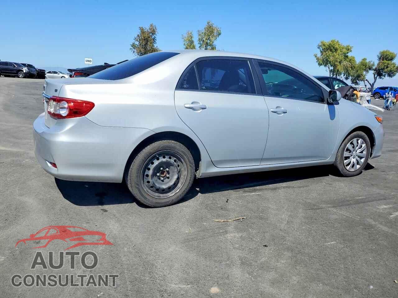 TOYOTA COROLLA 2013 - 2T1BU4EE7DC019231