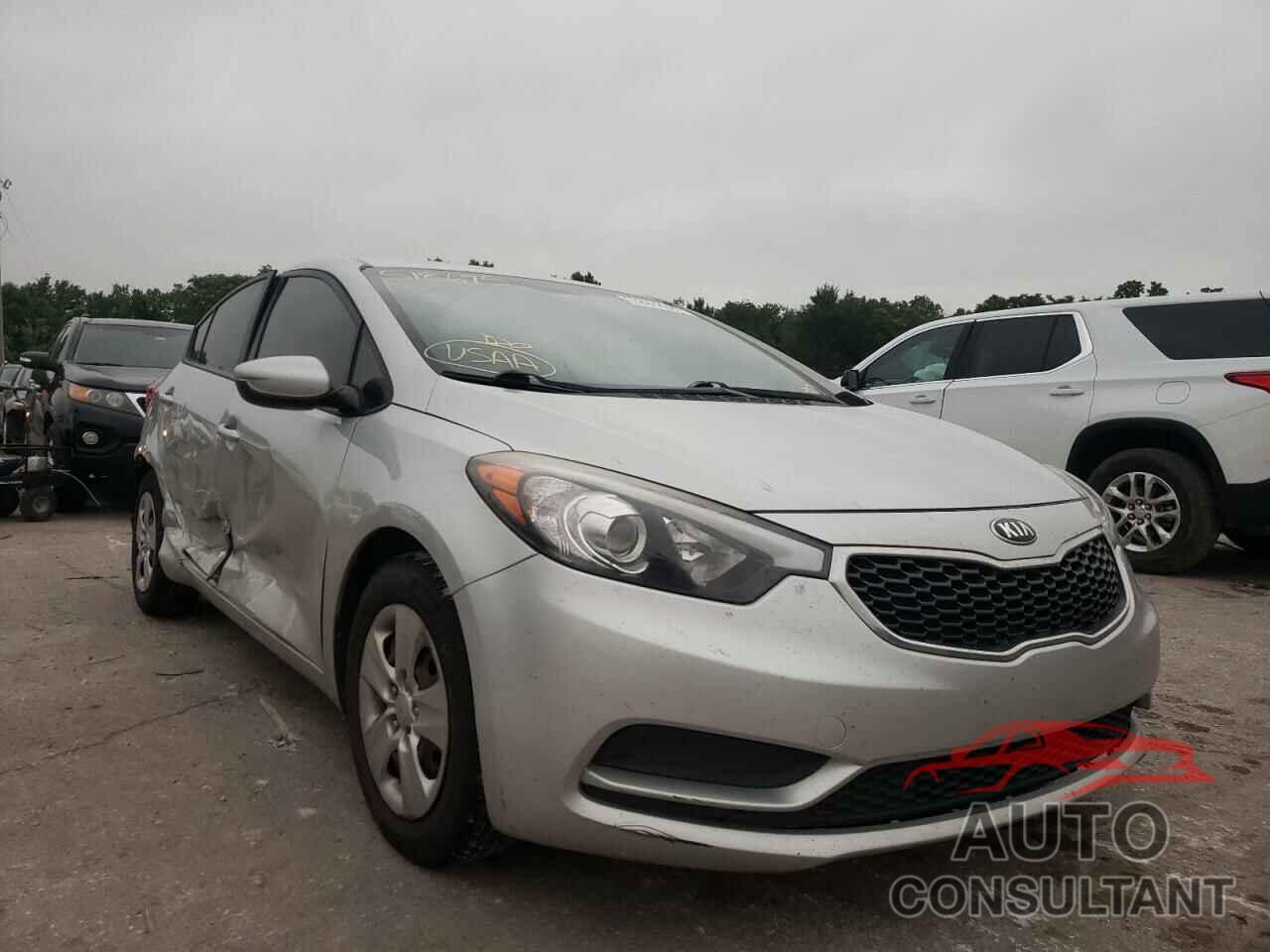 KIA FORTE 2016 - KNAFK4A67G5518695