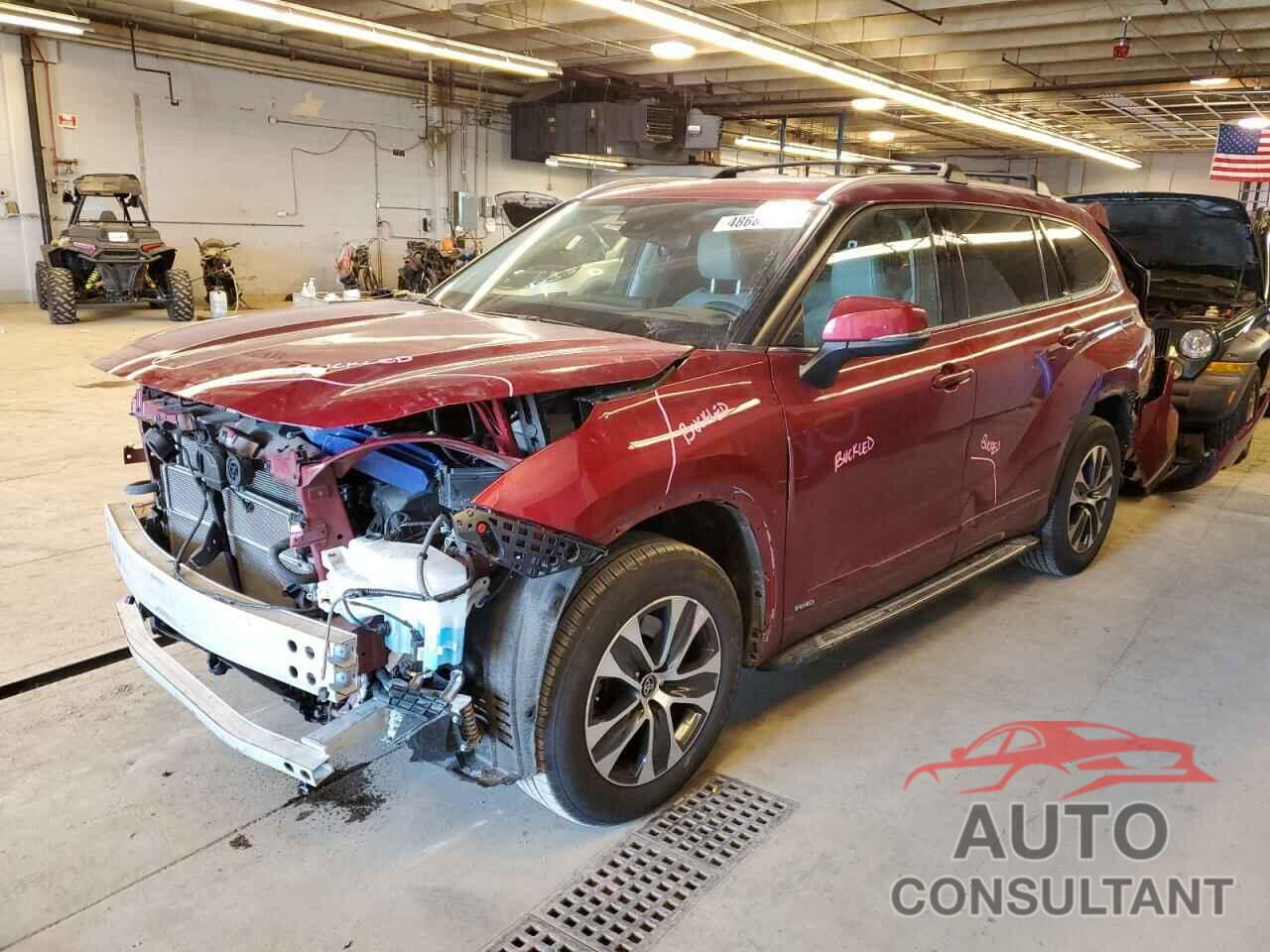 TOYOTA HIGHLANDER 2022 - 5TDHBRCHXNS548241