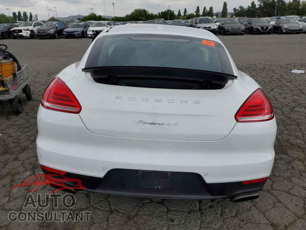 PORSCHE PANAMERA 2016 - WP0AA2A72GL000082