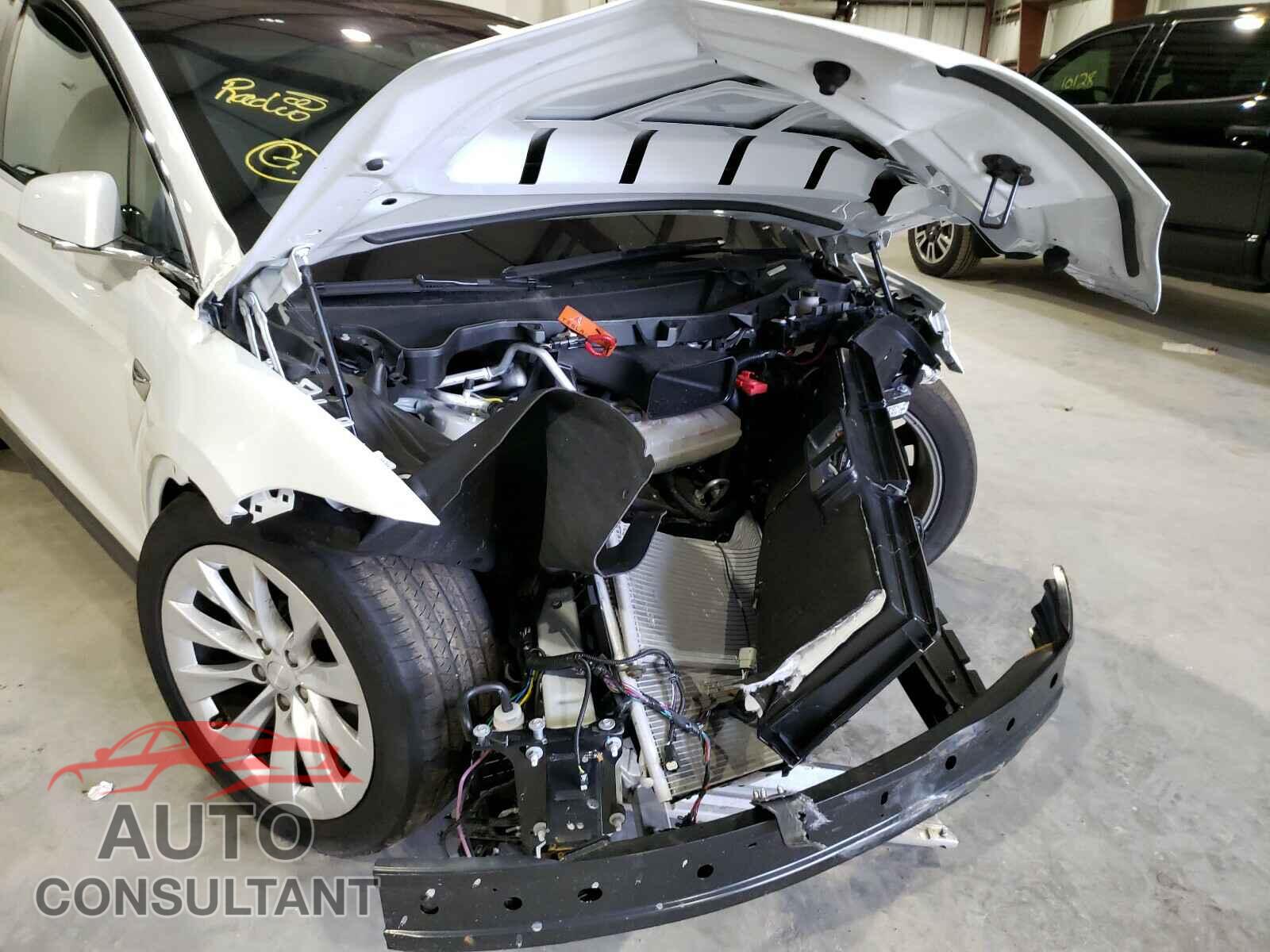 TESLA MODEL X 2018 - 5YJXCDE27JF113518