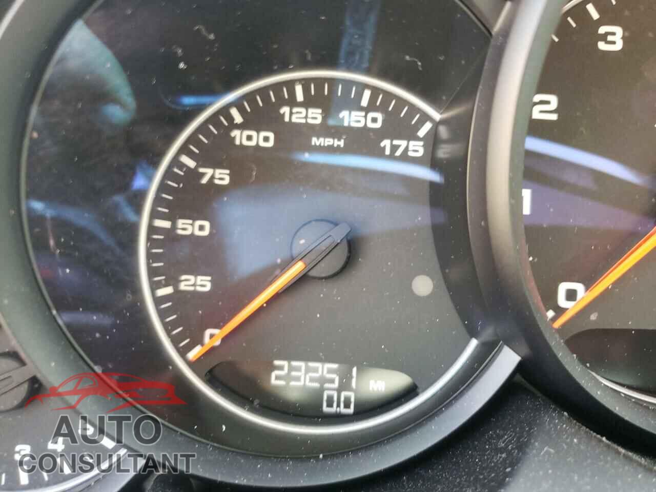 PORSCHE CAYENNE 2016 - WP1AA2A29GLA06562