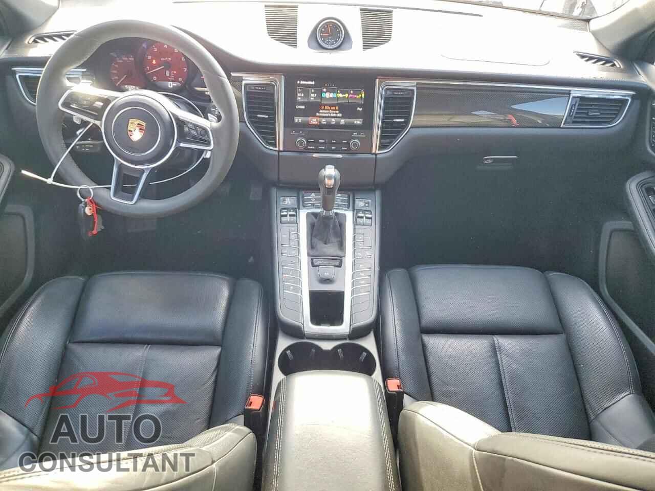 PORSCHE MACAN 2018 - WP1AG2A57JLB65726
