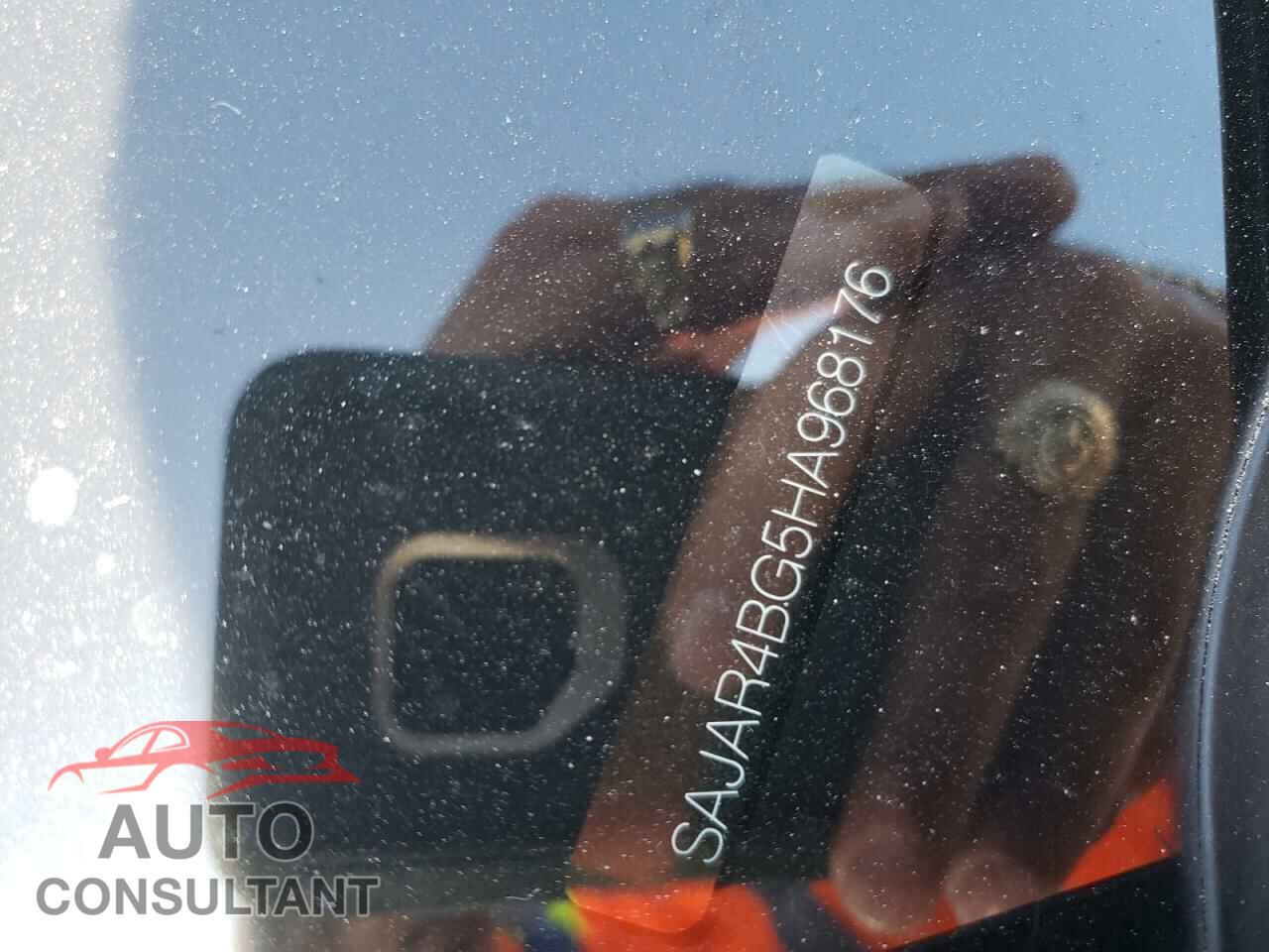 JAGUAR XE 2017 - SAJAR4BG5HA968176