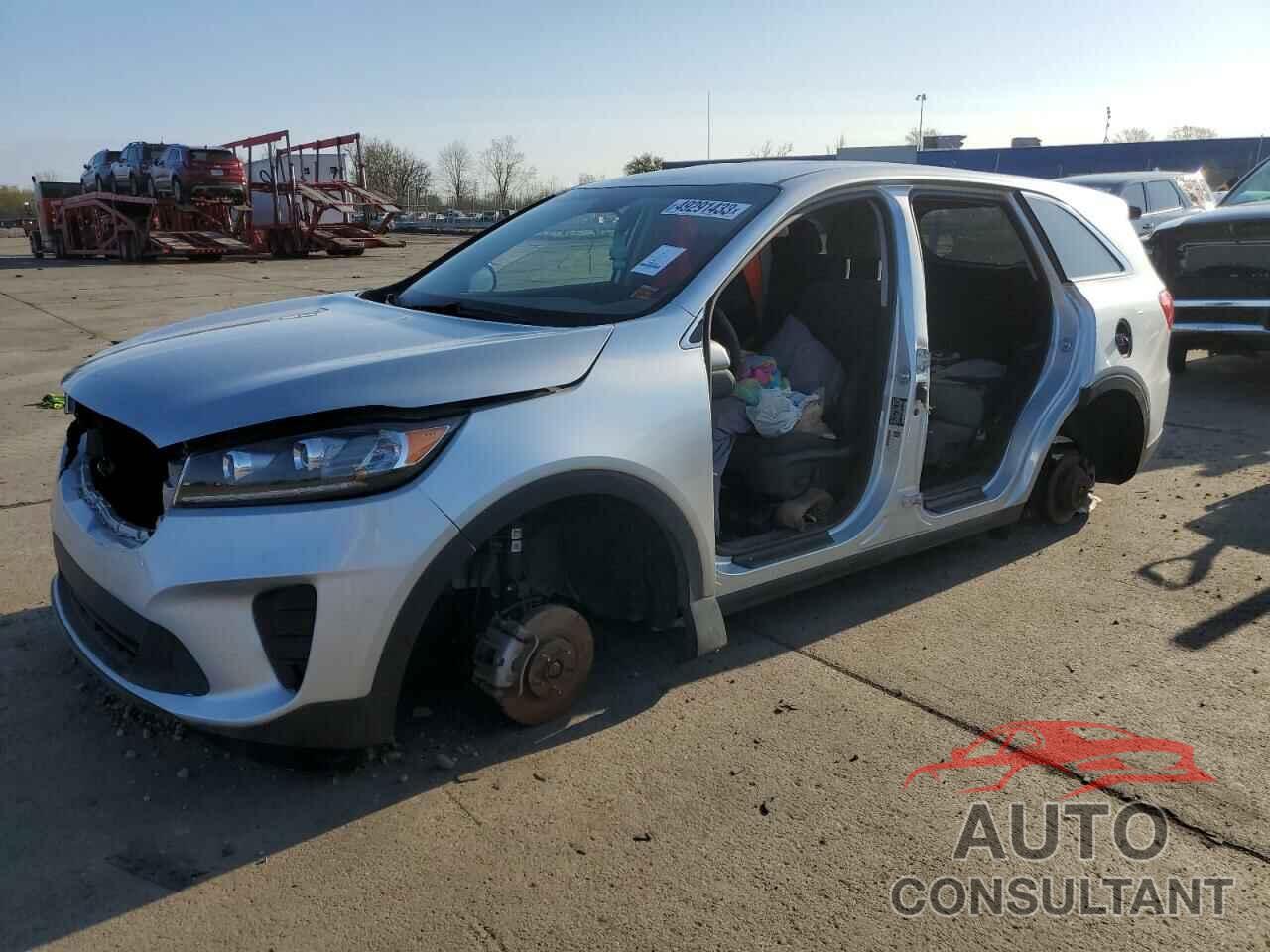 KIA SORENTO 2019 - 5XYPGDA56KG519045
