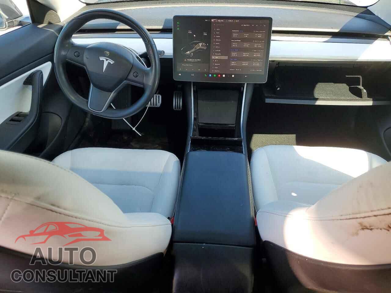 TESLA MODEL 3 2018 - 5YJ3E1EB7JF186086
