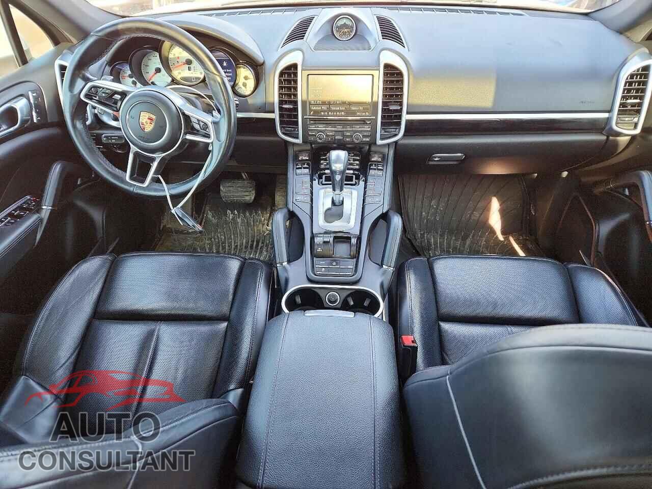 PORSCHE CAYENNE 2016 - WP1AA2A22GLA03261