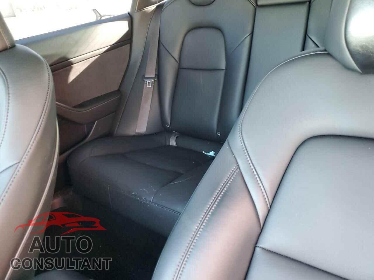 TESLA MODEL 3 2023 - 5YJ3E1EA6PF588732