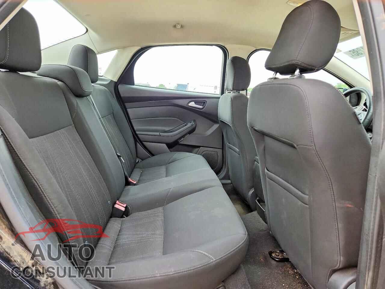 FORD FOCUS 2016 - 1FADP3F29GL363998