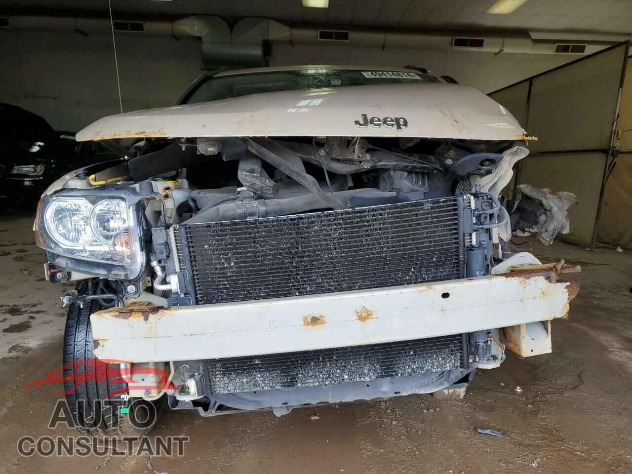 JEEP COMPASS 2016 - 1C4NJDEB8GD768557