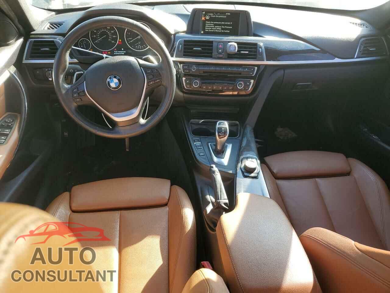 BMW 3 SERIES 2016 - WBA8E3G58GNU04374