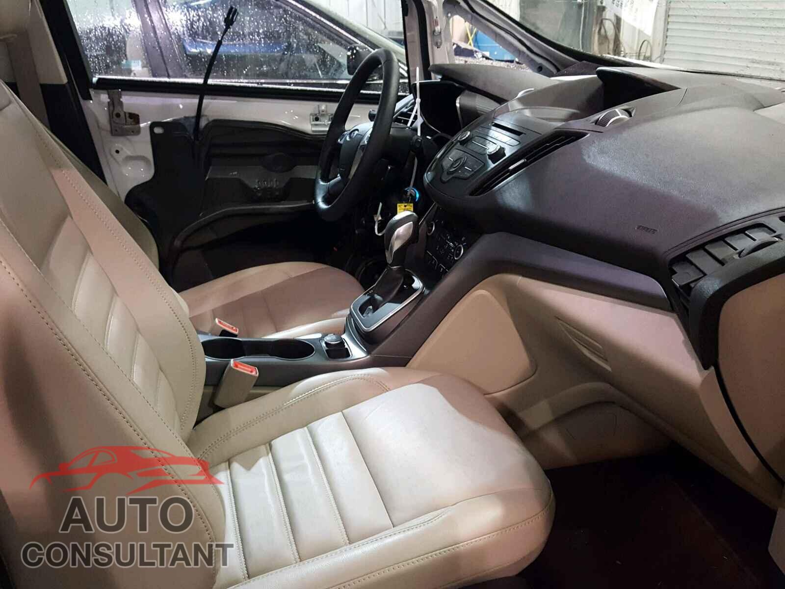 FORD CMAX 2017 - 1FADP5AU3HL116658