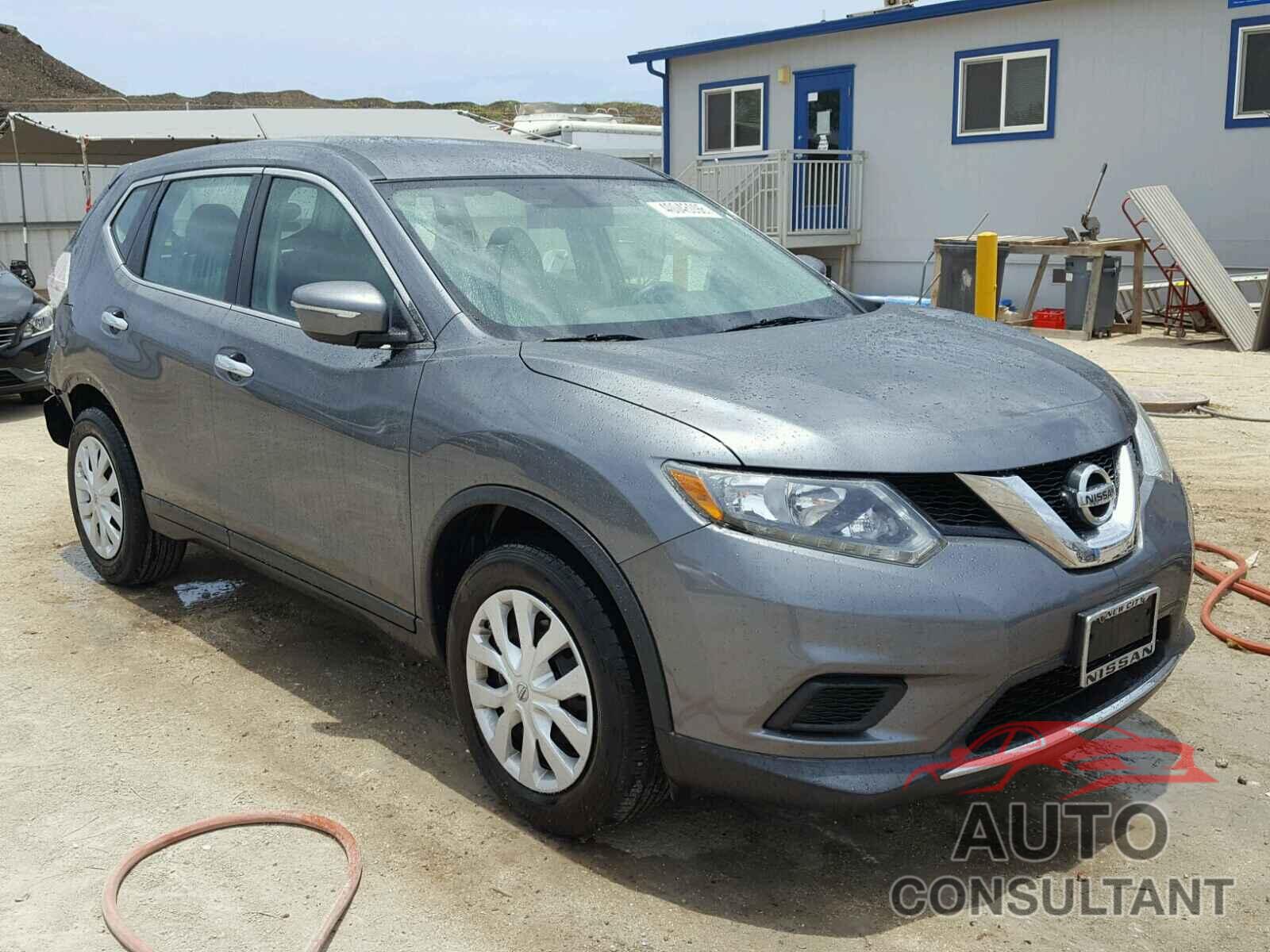 NISSAN ROGUE S 2015 - 5N1AT2MT1FC808193