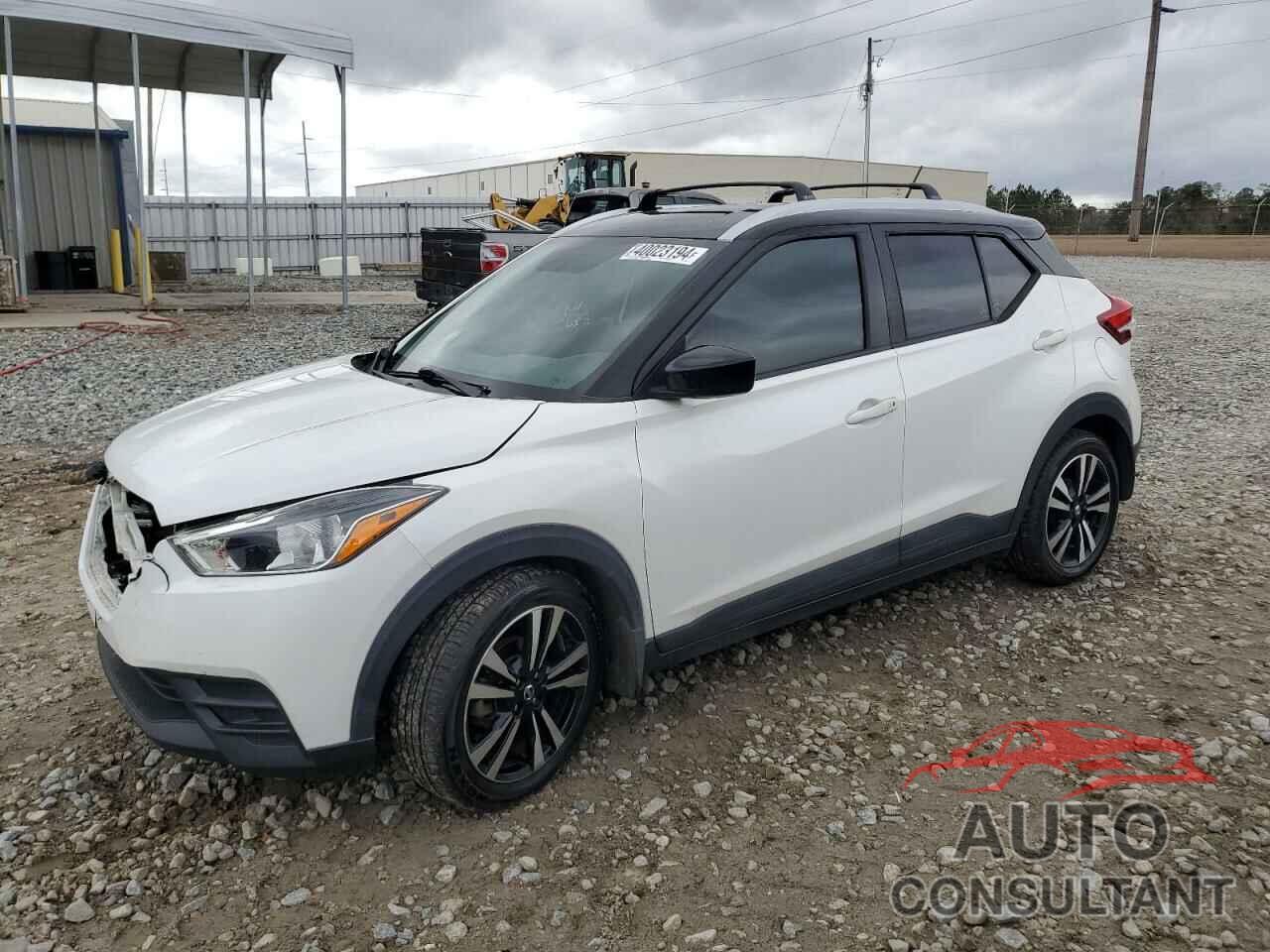 NISSAN KICKS 2019 - 3N1CP5CU4KL470173