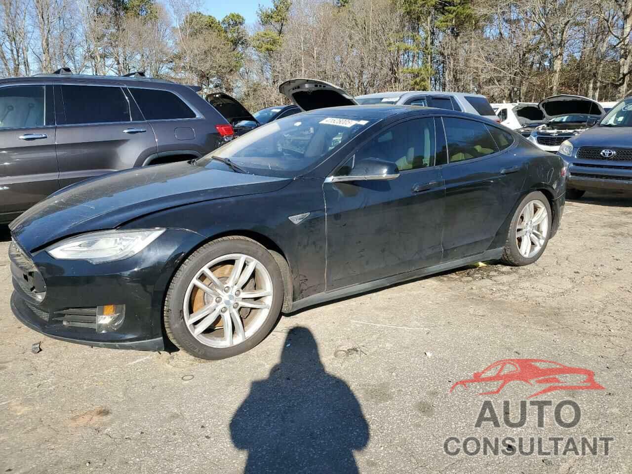 TESLA MODEL S 2013 - 5YJSA1AG6DFP09255