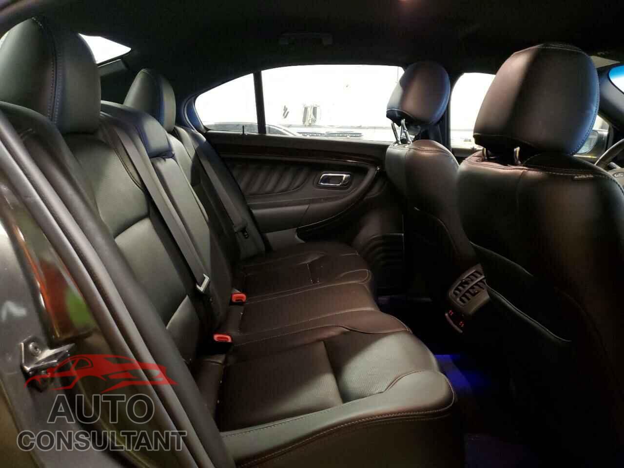 FORD TAURUS 2017 - 1FAHP2J84HG105812
