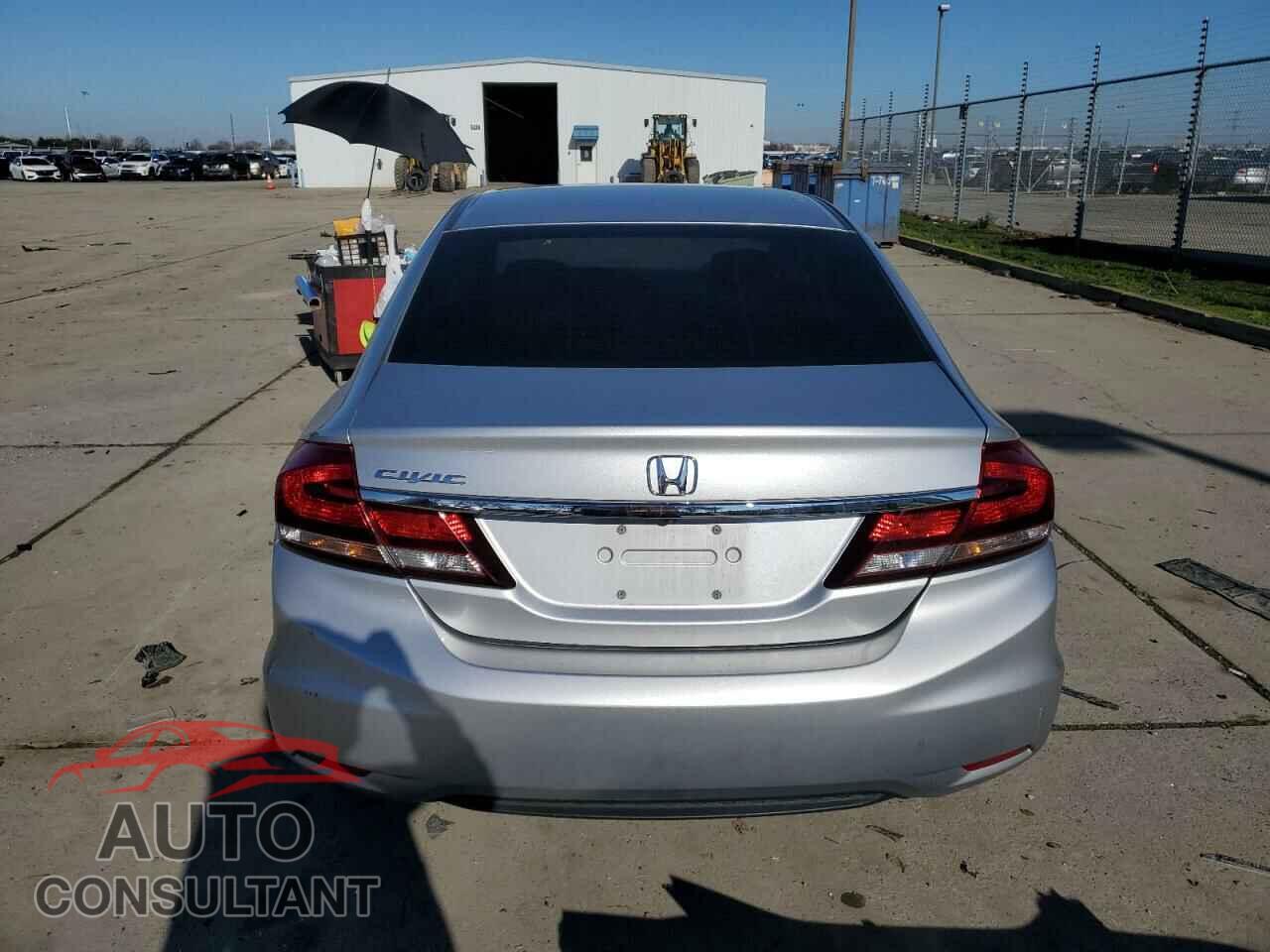 HONDA CIVIC 2015 - 2HGFB2F77FH515202