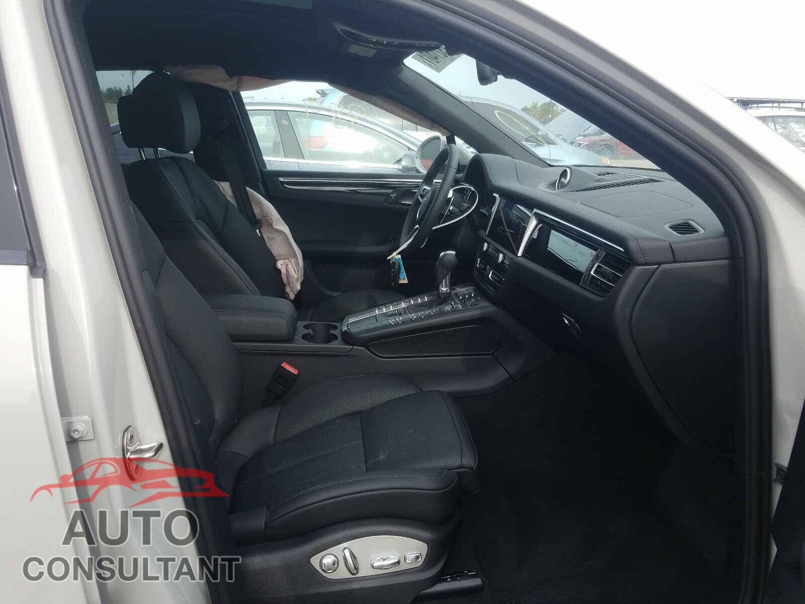 PORSCHE MACAN 2021 - WP1AB2A55MLB34056